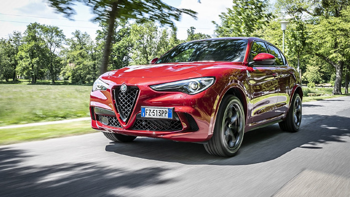 Alfa Romeo Stelvio Quadrifoglio бе обявен за "SUV на годината"
